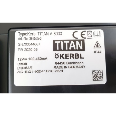 Elektryzator akumulatorowy TITAN A 8000, dla koni, bydła, dzików, owiec i kóz,